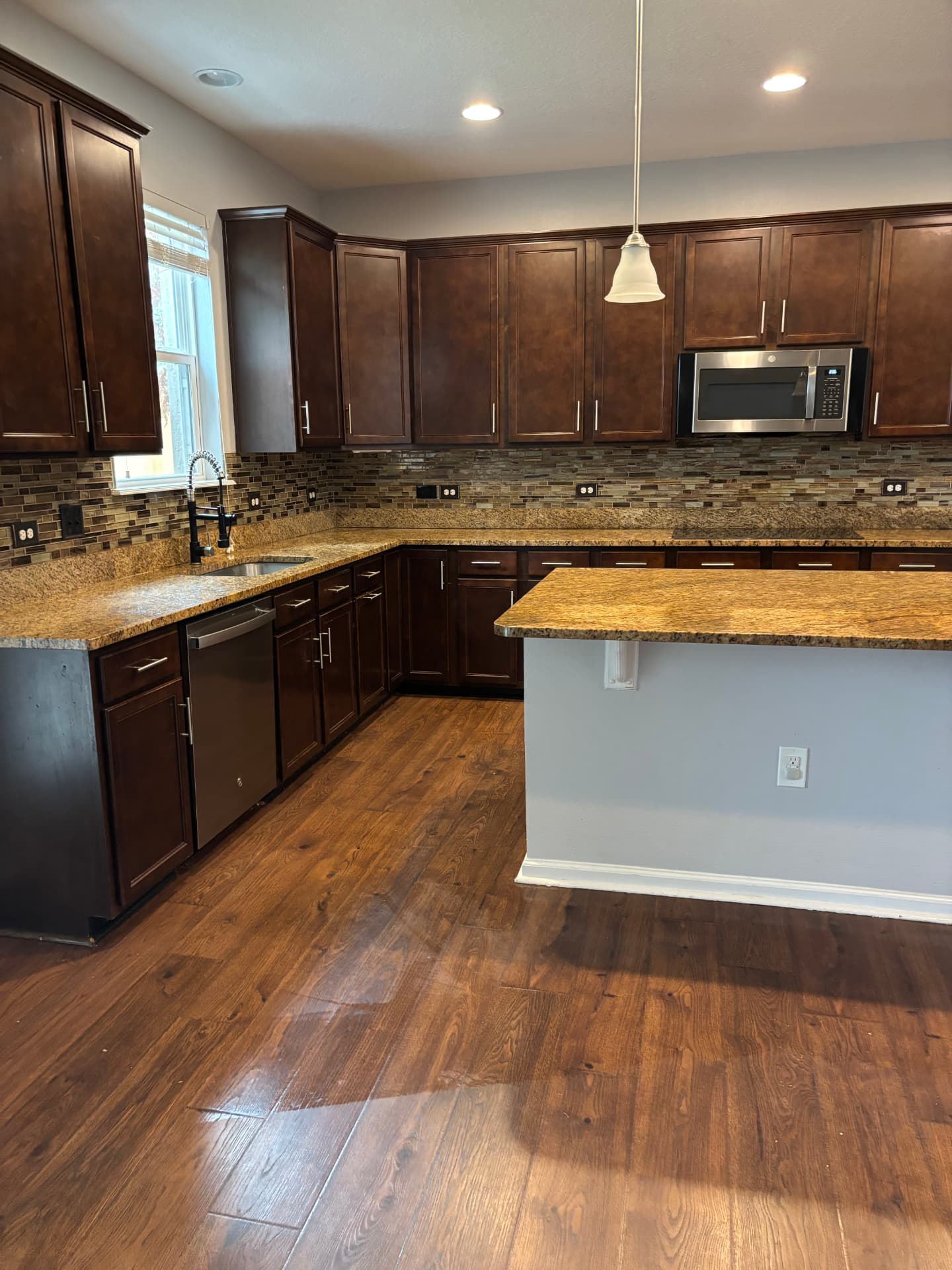 Property professionally cleaned by J-Express