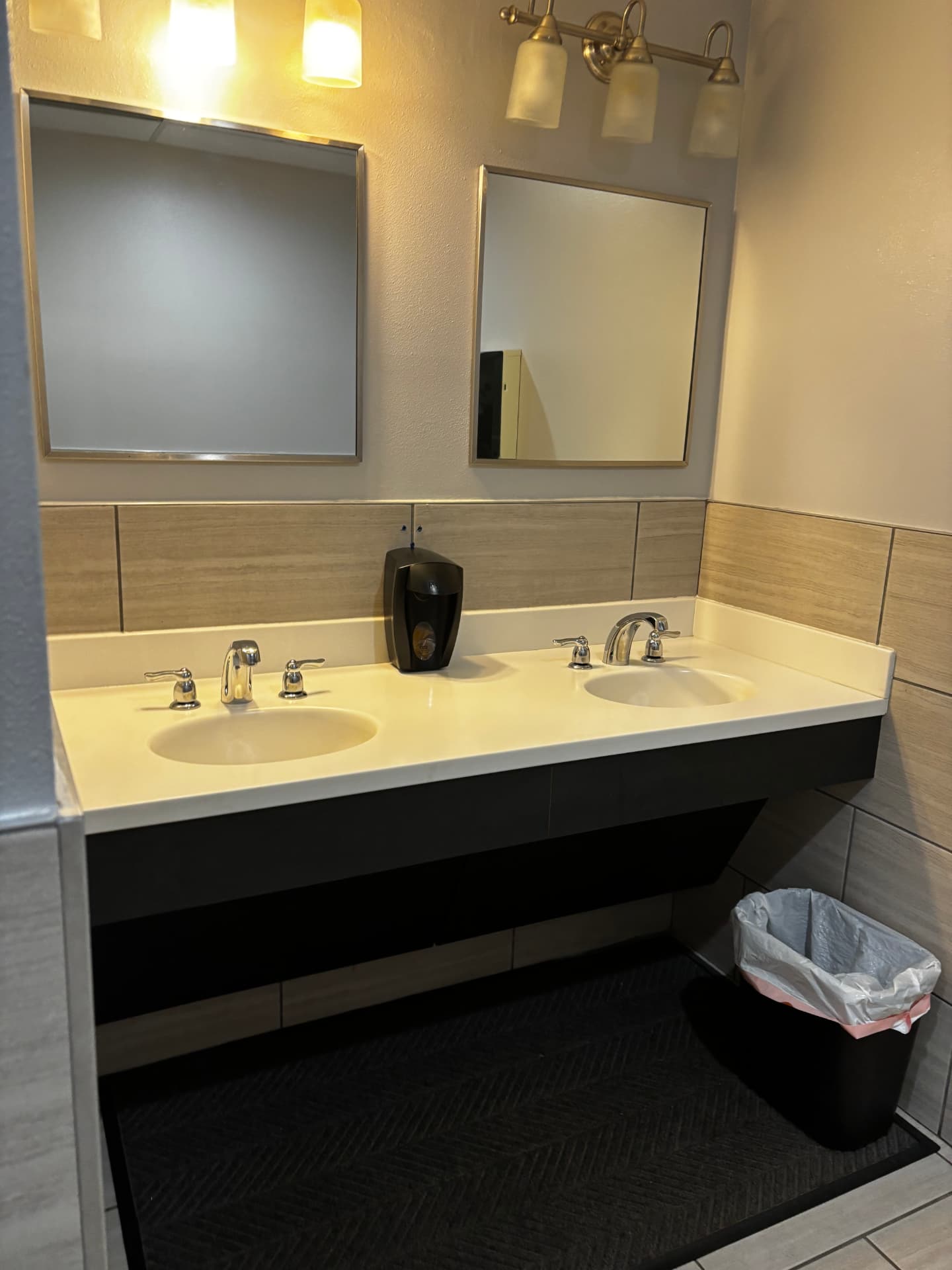 Property professionally cleaned by J-Express